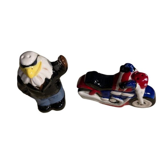 Ceramic Bald Eagle & Motorcycle Salt & Pepper Shakers - Picture 4 of 16